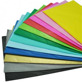 Gekleurd zijdevloeipapier